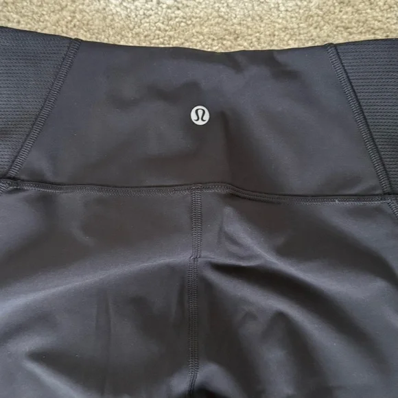 lululemon black leggings with mesh inserts size 8 - Picture 11 of 13